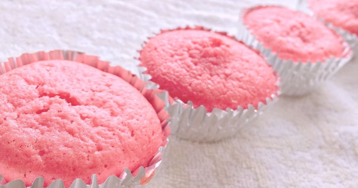 基本からアレンジまで！思わずつくりたくなる「ピンクカップケーキ」の