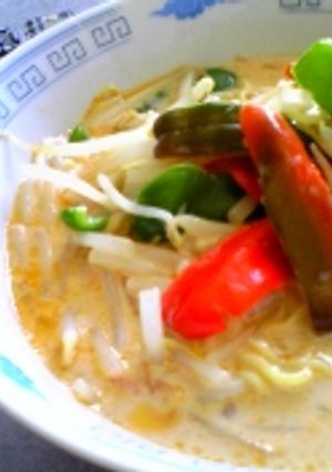 まろやかラーメン★豆乳投入で既製品が変身-レシピのメイン写真