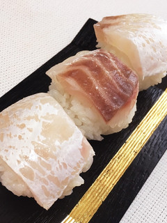 鯛の昆布じめ 手まり寿司-レシピのメイン写真