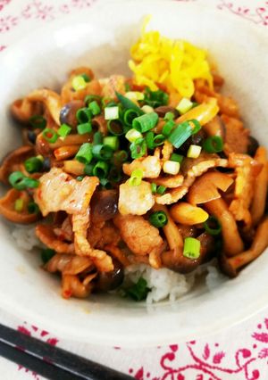 後を引く、豚バラピリ辛丼❤-レシピのメイン写真
