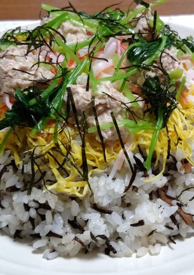 ひじきの煮物でお手軽ツナマヨちらし寿司-レシピのメイン写真