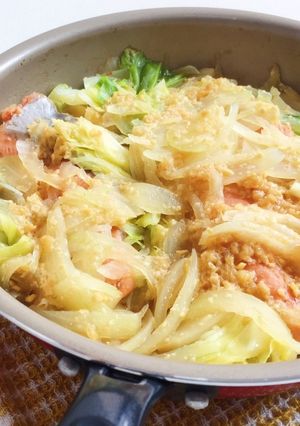 簡単！野菜たっぷり鮭のちゃんちゃん焼き♡-レシピのメイン写真