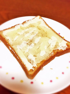 クリームチーズのトースト♬*゜-レシピのメイン写真