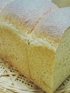 全粒粉50%手捏ね食パン✿-レシピのメイン写真