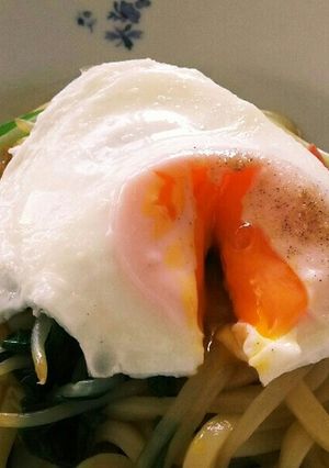【油いらず】ニラ玉焼きうどん-レシピのメイン写真