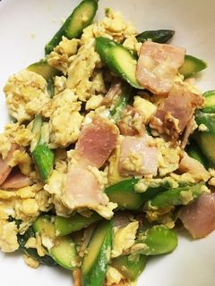 アスパラベーコンの卵とじ-レシピのメイン写真