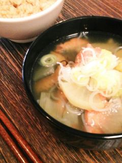 大根と甘塩鮭のしらたきスープ-レシピのメイン写真