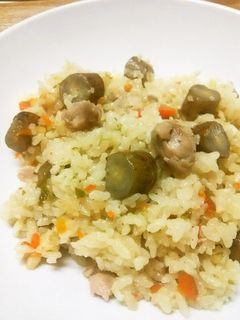 簡単!炊飯器任せDE牛蒡と鶏肉のピラフ♪-レシピのメイン写真