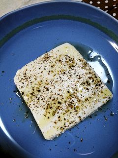 豆腐の塩麹漬け~オリーブオイルをひとかけ-レシピのメイン写真