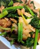 ほうれん草と牛カルビ肉の炒め物