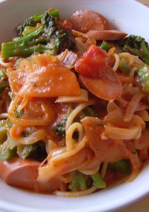 ブロッコリーの簡単トマトパスタ-レシピのメイン写真