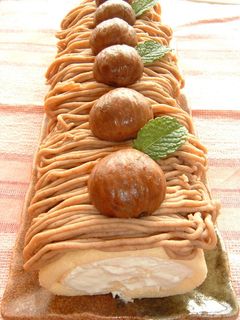 渋皮煮で☆モンブランロールケーキ-レシピのメイン写真