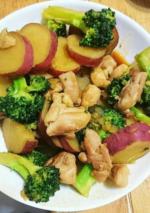 さつま芋と鶏肉の甘辛炒め煮-レシピのメイン写真