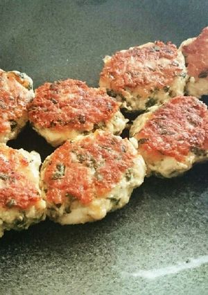 鶏のささみと鶏挽き肉で梅シソチーズつくね-レシピのメイン写真