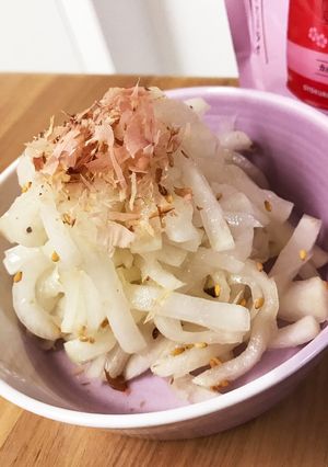 梅こんぶ茶で簡単、大根浅漬け風サラダ-レシピのメイン写真