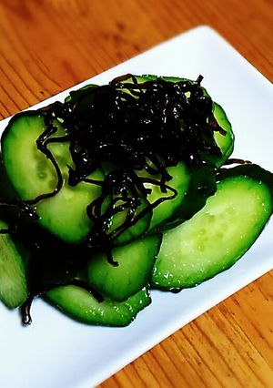 オリーブオイルdeキュウリの塩昆布和え-レシピのメイン写真