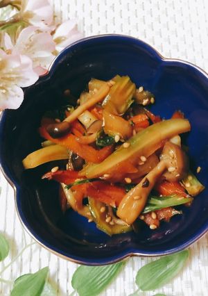 セロリと人参としめじのきんぴら 作り置き-レシピのメイン写真