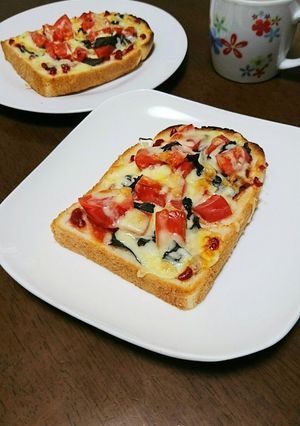 ハンダマ(水前寺菜)のピザトースト-レシピのメイン写真