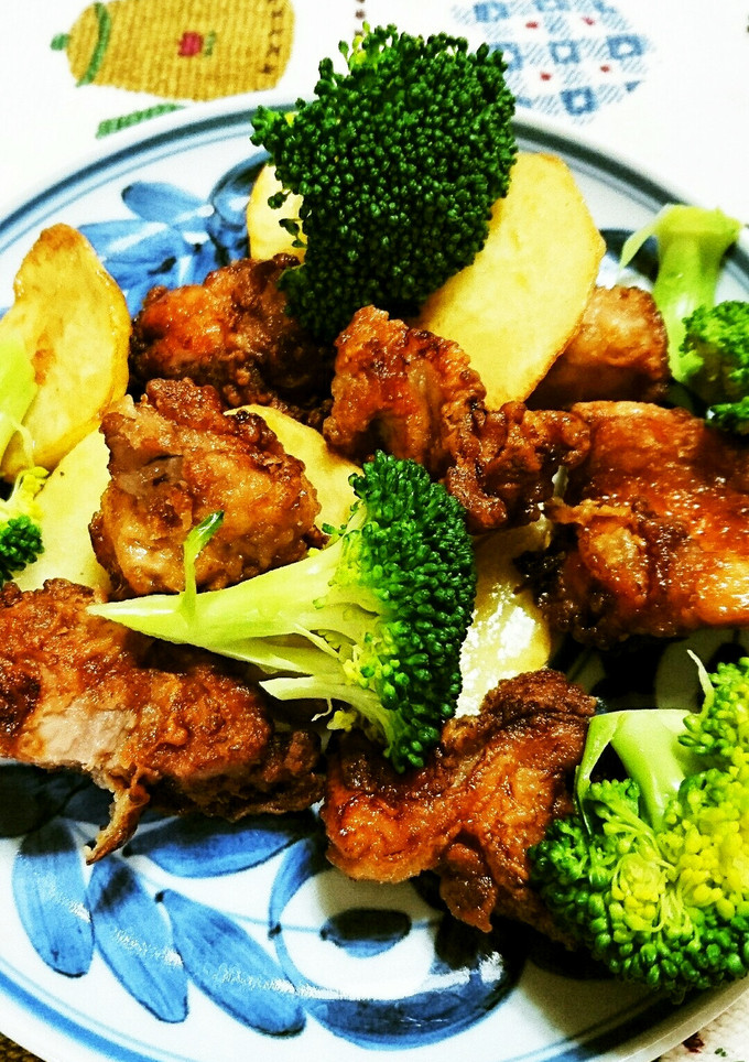 鶏の唐揚げと素揚げじゃがいもの甘酢漬け-レシピのメイン写真