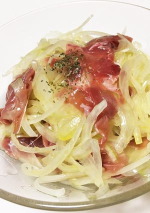 簡単すぎる☆生ハムと玉ねぎのサラダ-レシピのメイン写真