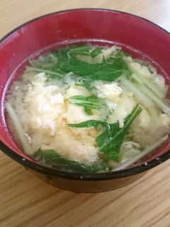 5分で完成♪水菜とたまごで簡単お味噌汁-レシピのメイン写真