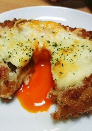 とろ～り☆チーズと卵のカレーパン-レシピのメイン写真