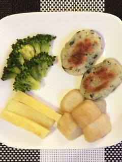 離乳食後期*ジャガイモとしらすのおやき-レシピのメイン写真