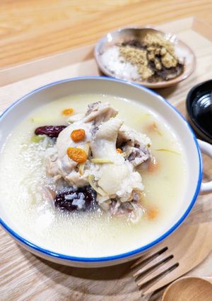 ⭐️疲れ改善⭐️お手軽 手羽元の参鶏湯-レシピのメイン写真