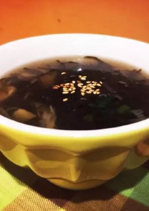 まな板不要？！舞茸ともずくの中華風スープ-レシピのメイン写真