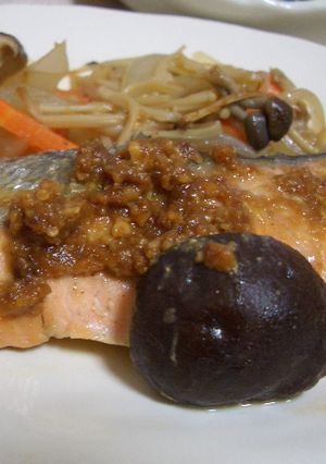 フライパンで鮭のチャンチャン焼風　-レシピのメイン写真