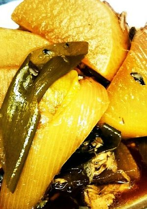 ネギがトロトロ☆大根とサバ缶の煮物-レシピのメイン写真