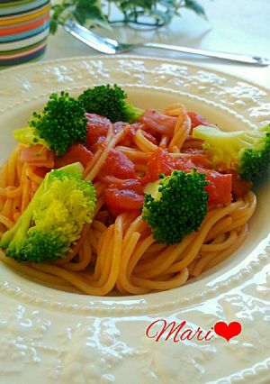 ランチにブロッコリー&ハムのトマトパスタ-レシピのメイン写真