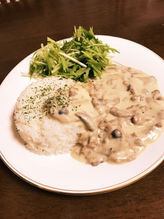 簡単美味しい♡白いビーフストロガノフ-レシピのメイン写真