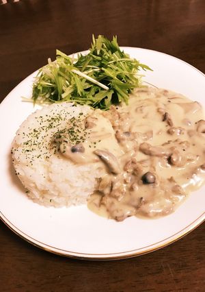 簡単美味しい♡白いビーフストロガノフ-レシピのメイン写真