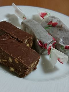 簡単❗材料2つ❗ビスケットのチョコバー❤-レシピのメイン写真