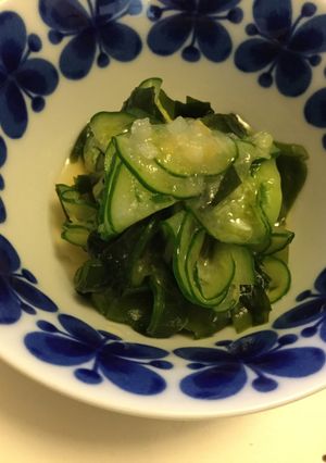 ☆オリーブオイルかけわかめと胡瓜の酢の物-レシピのメイン写真