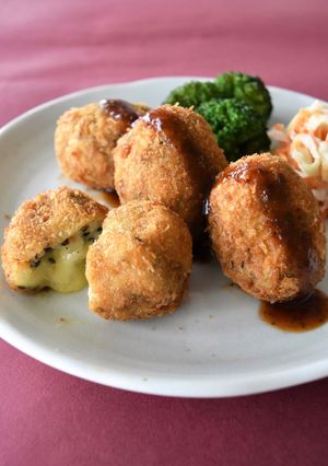 里芋とチーズのとろ～りコロッケ-レシピのメイン写真