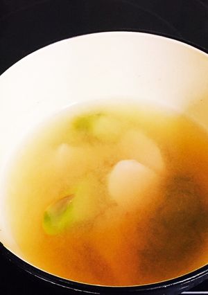 アスパラガスと魚肉ソーセージの味噌汁-レシピのメイン写真