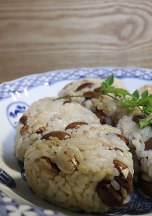 生姜の炊き込みご飯豆入り簡単です美肌健康-レシピのメイン写真