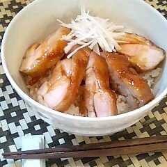 รูปของ 一味違う☆照り焼きチキン丼♪