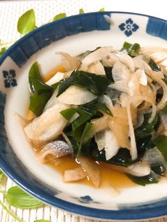 新玉ねぎと新ワカメのポン酢和え-レシピのメイン写真
