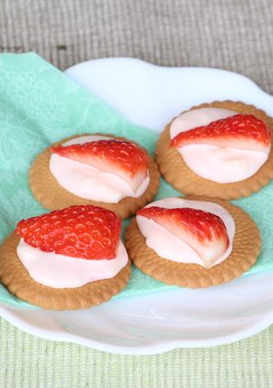 いちごのチーズクリーム-レシピのメイン写真