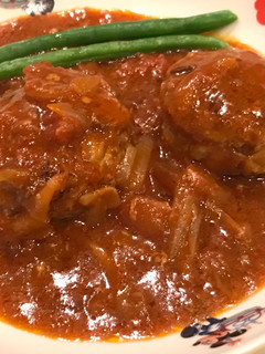 肉汁たくさん!デミトマト煮込みハンバーグ-レシピのメイン写真