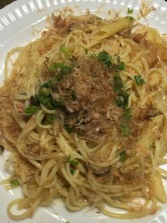 しめじと鮭フレークの和風パスタ-レシピのメイン写真