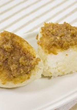 ココナッツオイル焼きおにぎり(味噌)-レシピのメイン写真