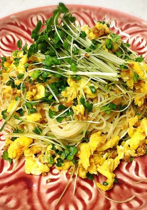 スクランブルエッグが主役♪混ぜそうめん-レシピのメイン写真