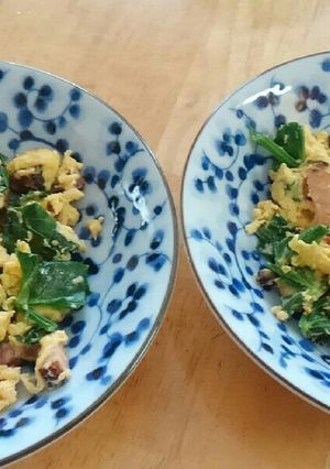セロリの葉とベーコンの玉子炒めレモン風味-レシピのメイン写真