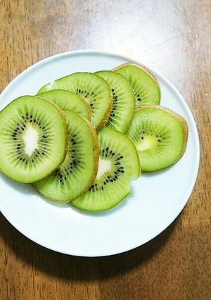 皮付きキウイフルーツ-レシピのメイン写真