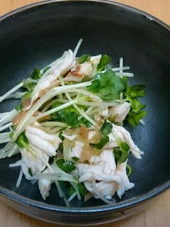 ささみとかいわれの梅肉和え-レシピのメイン写真