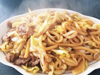 冷凍うどんでかんたん!醤油焼きうどん